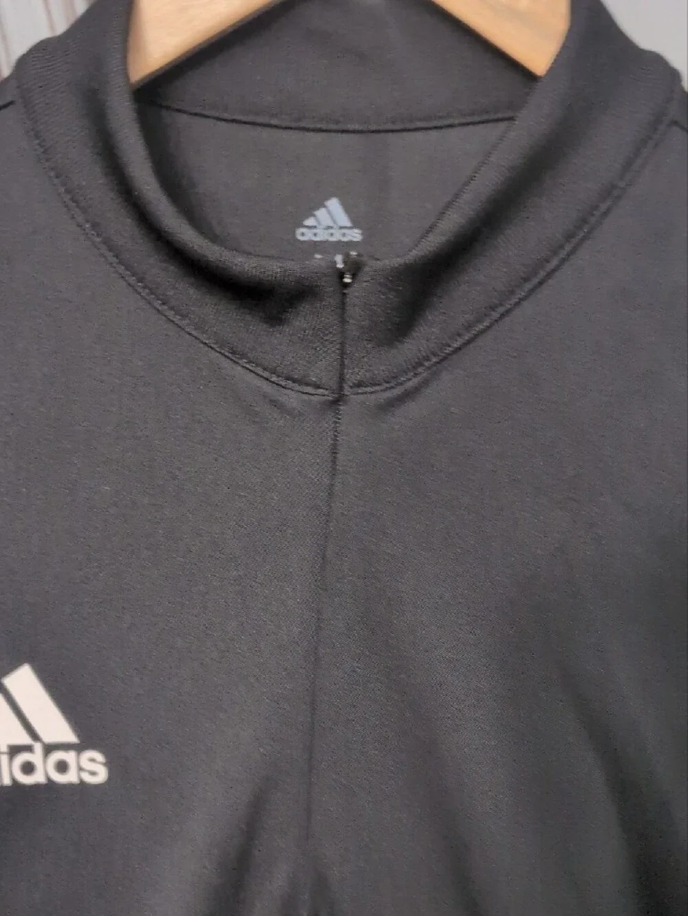 adidas Men’s Black Aeroready Long-Sleeve Half-Zip Athletic Pullover with White